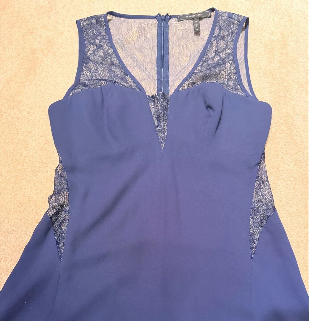 Bcbgmacazria Navy Blue Lace Cocktail Dress Sleeveless Fit & Flare Size 4